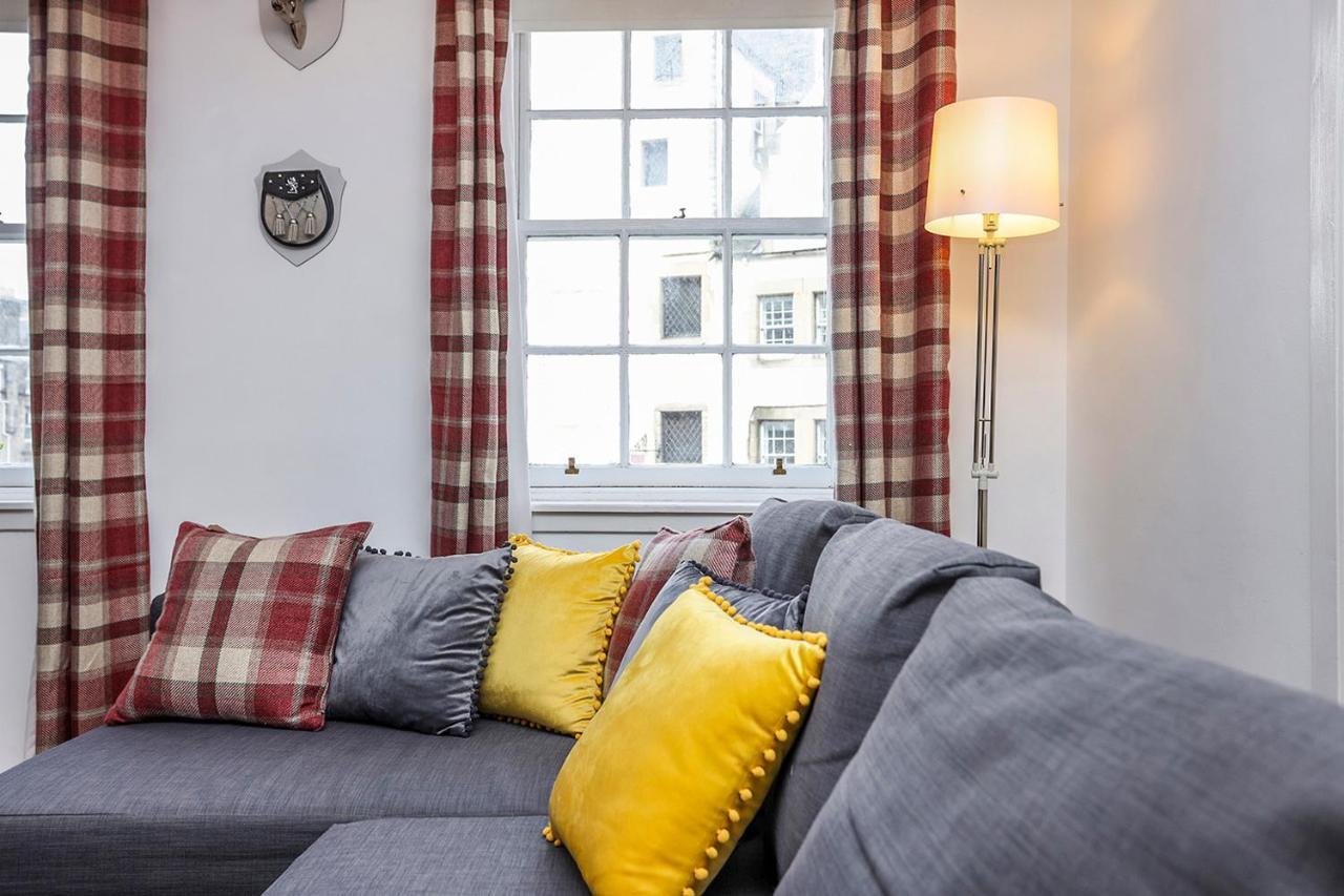 Joivy 1 Bed Flat, Heart Of Grassmarket Edimburgo Exterior foto