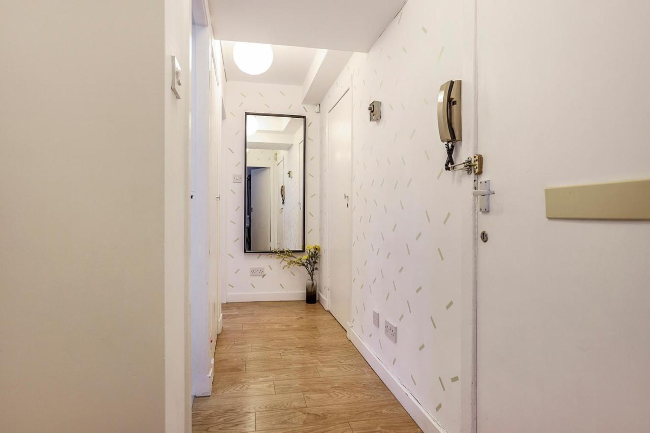 Joivy 1 Bed Flat, Heart Of Grassmarket Edimburgo Exterior foto